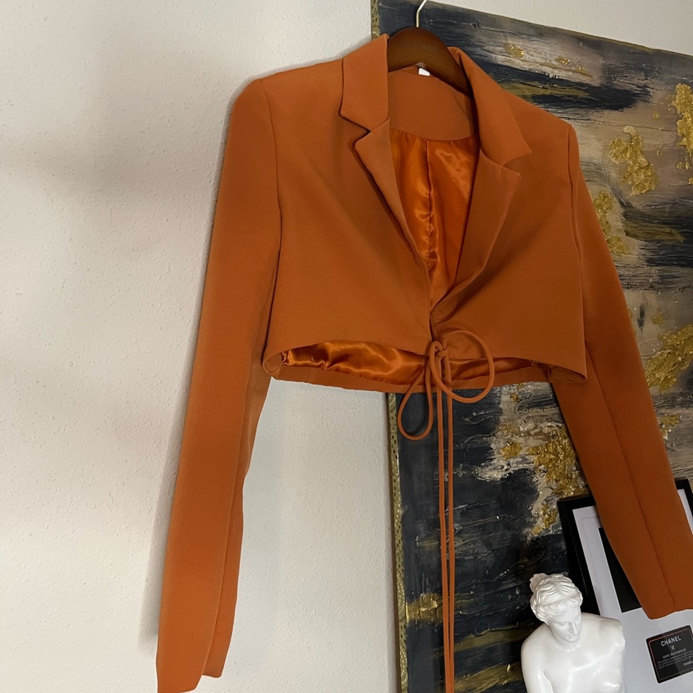 Cropped blazer